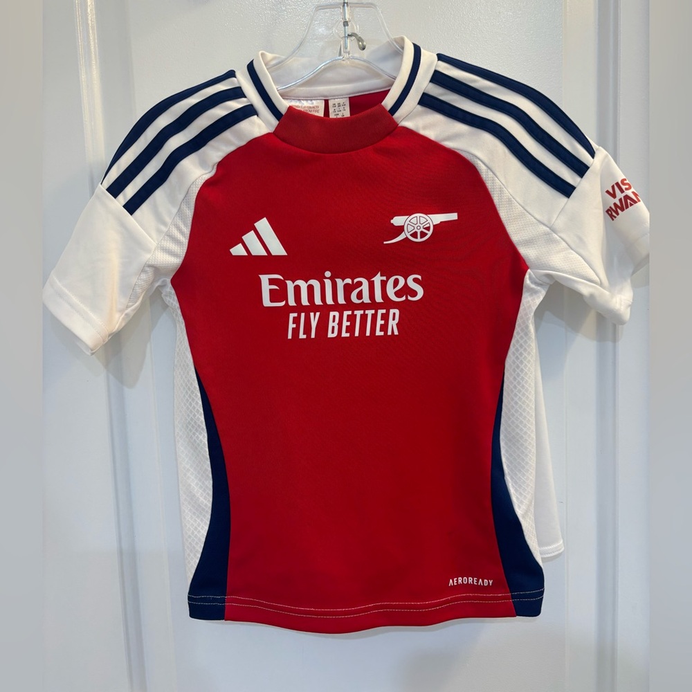 Authentic Adidas Kids Arsenal Soccer Kit Bukayo Saka #7 Kids Size 5-6